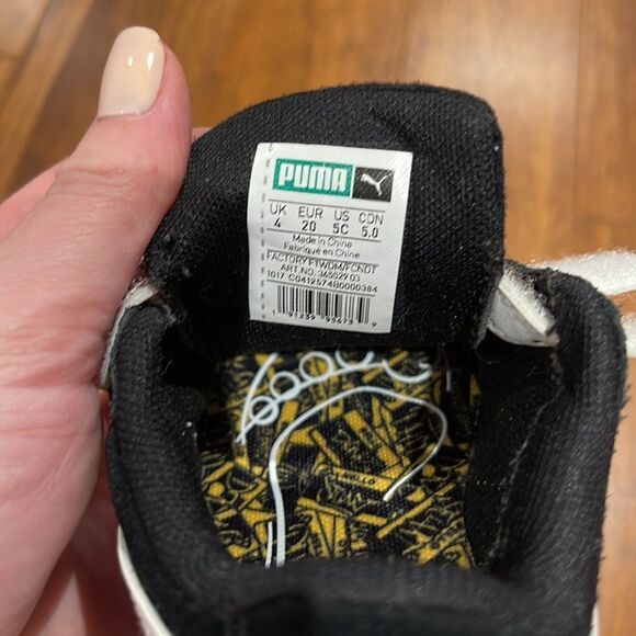 Minions Puma Sneakers - Picture 6 of 6